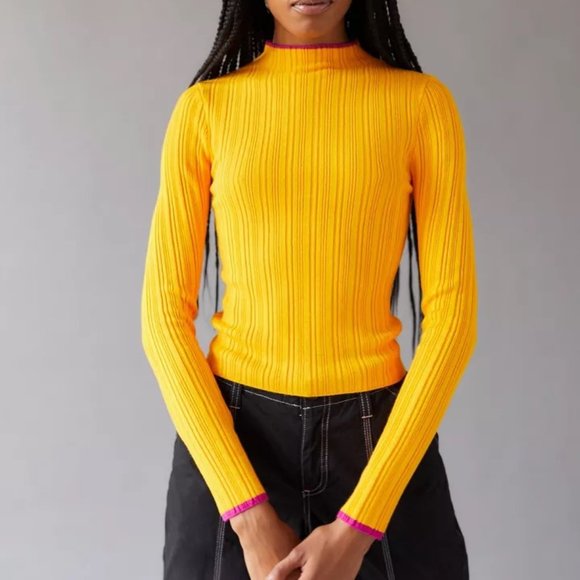 BDG Kiara Open-Back Sweater - Picture 2 of 3
